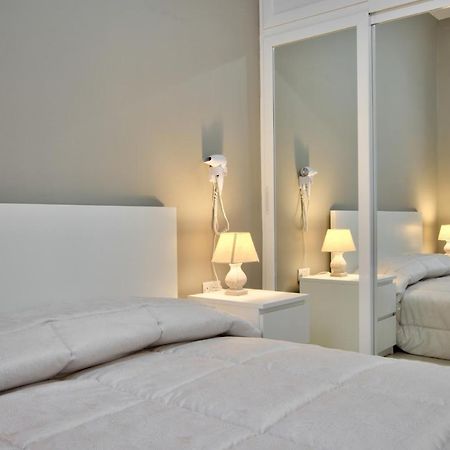 Azure Haven - Gzira Apartments And Penthouse By Shortletsmalta Bagian luar foto