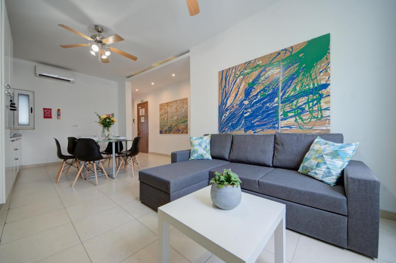 Azure Haven - Gzira Apartments And Penthouse By Shortletsmalta Bagian luar foto